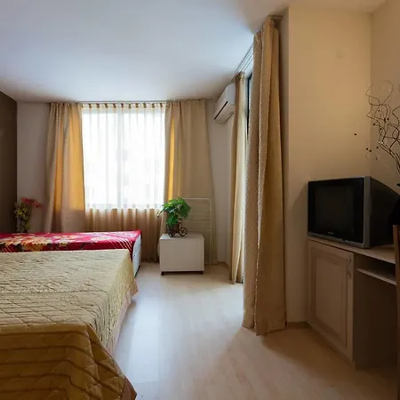 ❤wifi❤studio With Kitchen&balcony Pool View❤ye❤ شقة ساني بيتش