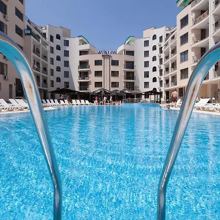 شقة ❤wifi❤studio With Kitchen&balcony Pool View❤ye❤ ساني بيتش