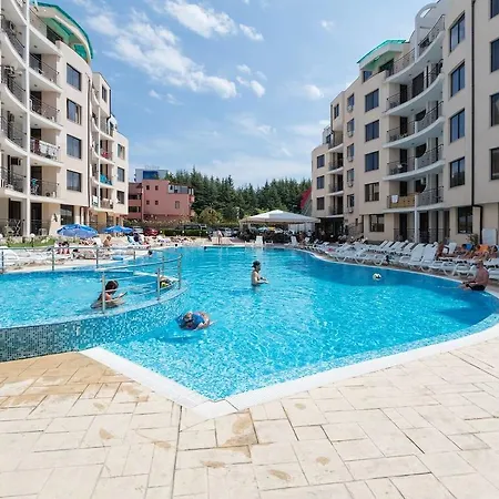 ❤wifi❤studio With Kitchen&balcony Pool View❤ye❤ Apartment *